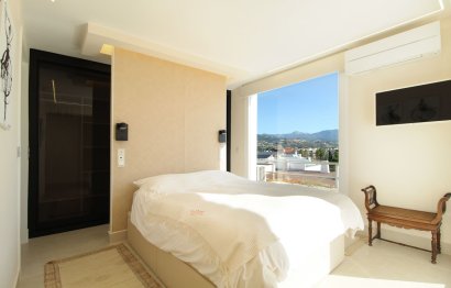 Resale - Apartment - Middle Floor Apartment - Marbella - Guadalmina Alta