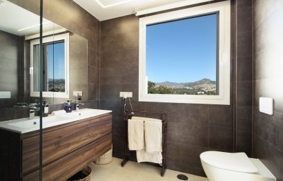 Resale - Apartment - Middle Floor Apartment - Marbella - Guadalmina Alta