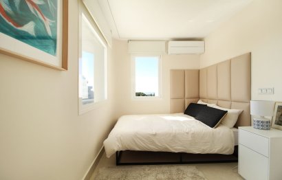 Resale - Apartment - Middle Floor Apartment - Marbella - Guadalmina Alta