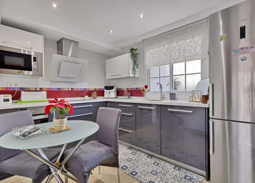 Resale - House - Semi-Detached House - Fuengirola - Fuengirola Centro