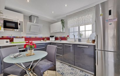 Resale - House - Semi-Detached House - Fuengirola - Fuengirola Centro