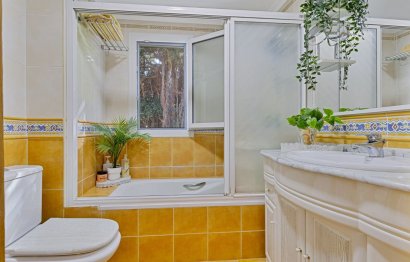 Resale - House - Semi-Detached House - Fuengirola - Fuengirola Centro