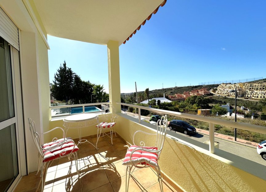 Resale - House - Detached Villa - Estepona - Estepona Centro