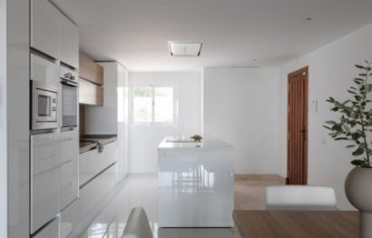 Resale - Ground floor apartment - Marbella - Nueva Andalucia