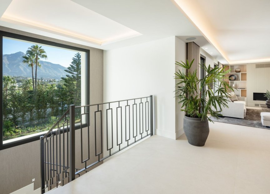 Reventa - House - Detached Villa - Marbella - Nueva Andalucia