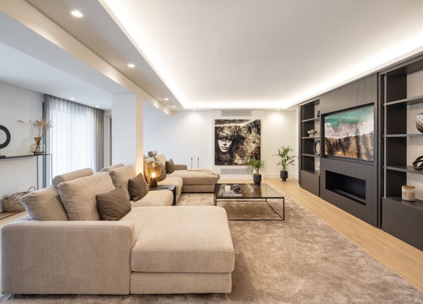 Reventa - House - Detached Villa - Marbella - Nueva Andalucia