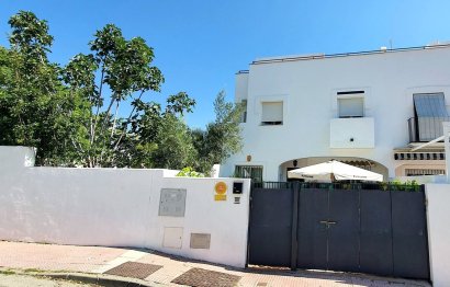 Resale - House - Townhouse - Fuengirola - Fuengirola Centro