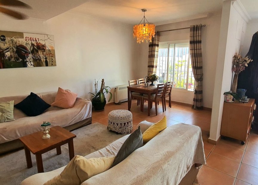 Resale - House - Townhouse - Fuengirola - Fuengirola Centro