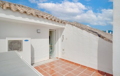 Resale - House - Townhouse - Marbella - Nueva Andalucia
