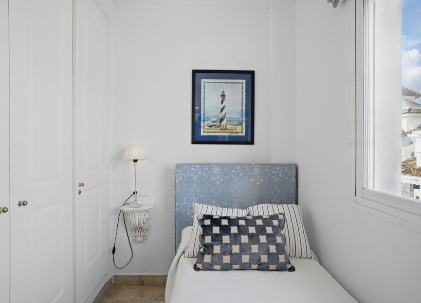 Resale - House - Townhouse - Marbella - Nueva Andalucia