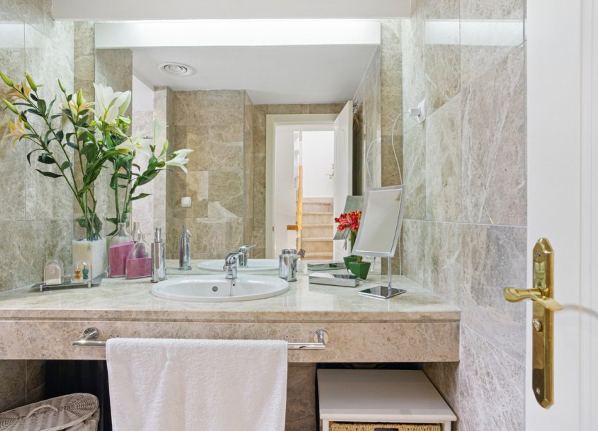 Resale - House - Townhouse - Marbella - Nueva Andalucia