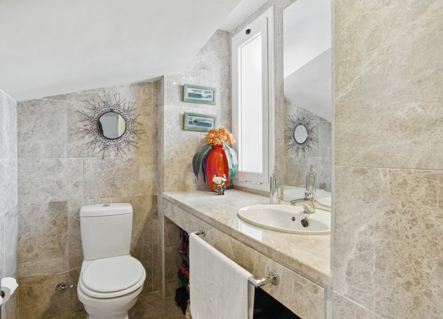 Resale - House - Townhouse - Marbella - Nueva Andalucia