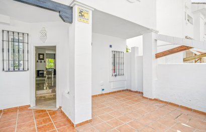 Resale - House - Townhouse - Marbella - Nueva Andalucia