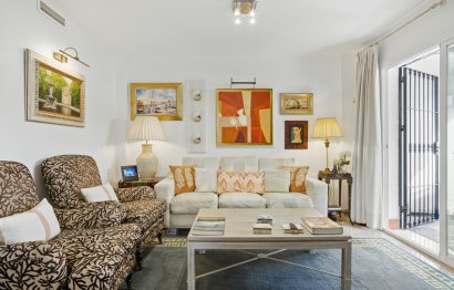 Resale - House - Townhouse - Marbella - Nueva Andalucia