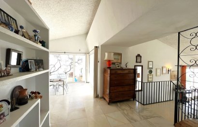 Resale - House - Detached Villa - Estepona - Estepona Centro