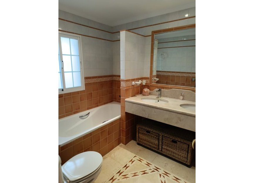 Resale - House - Detached Villa - Marbella - San Pedro De Alcantara