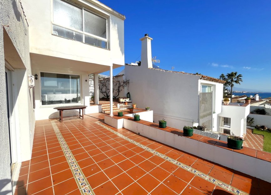 Resale - House - Detached Villa - Estepona - Estepona Centro