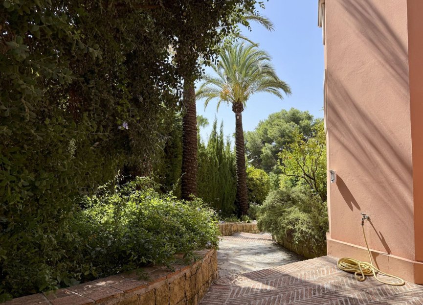 Reventa - House - Detached Villa - Marbella - Sierra Blanca