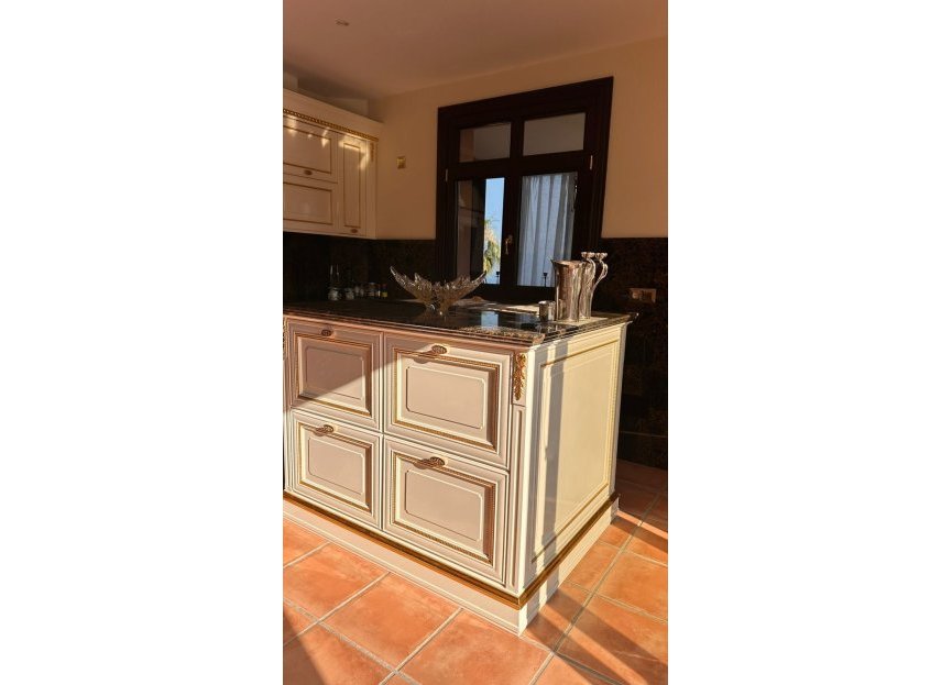 Reventa - House - Detached Villa - Marbella - Sierra Blanca