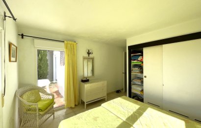 Resale - House - Detached Villa - Estepona - Estepona Centro