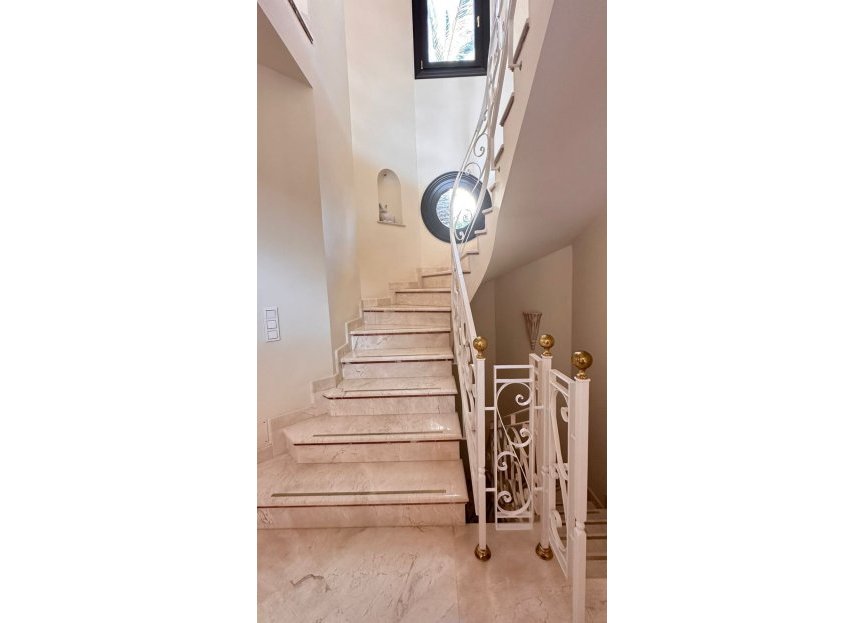 Reventa - House - Detached Villa - Marbella - Sierra Blanca