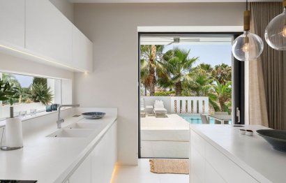 Resale - House - Detached Villa - Marbella - Nagüeles