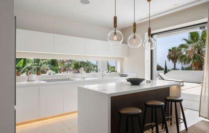 Resale - House - Detached Villa - Marbella - Nagüeles