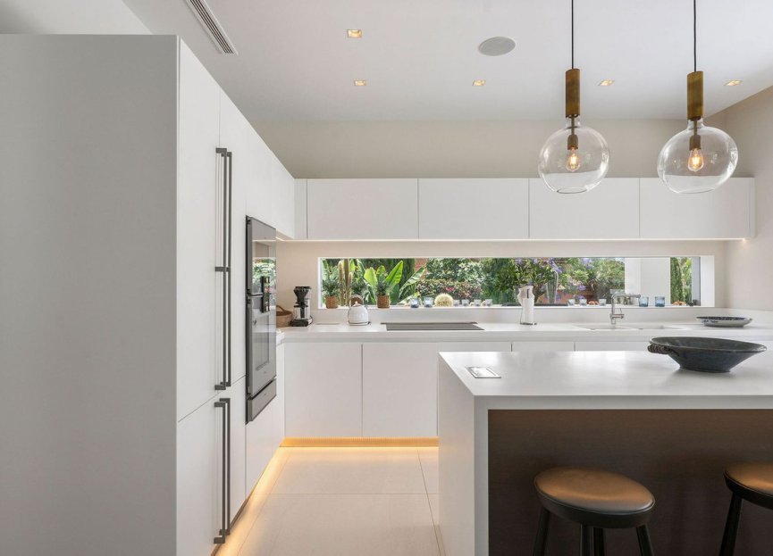 Resale - House - Detached Villa - Marbella - Nagüeles