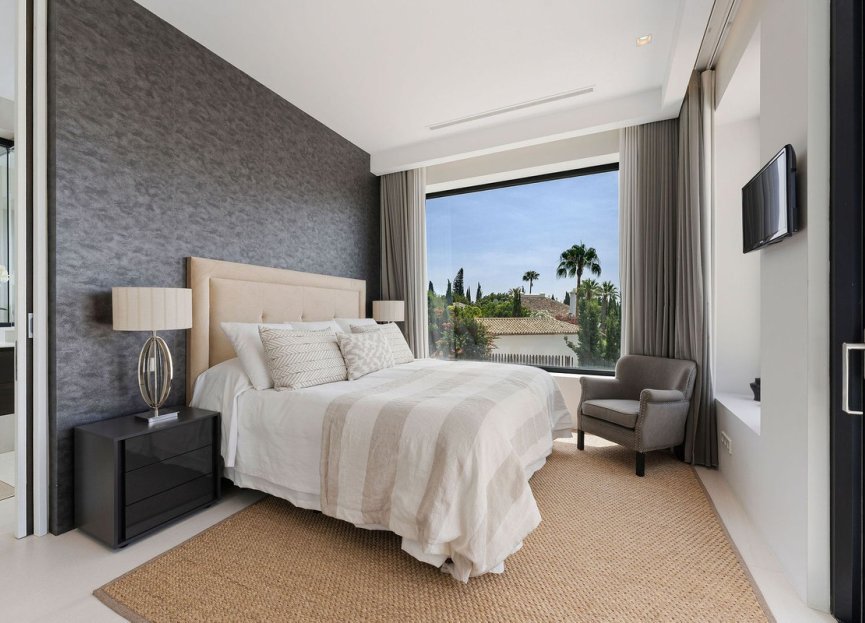 Resale - House - Detached Villa - Marbella - Nagüeles