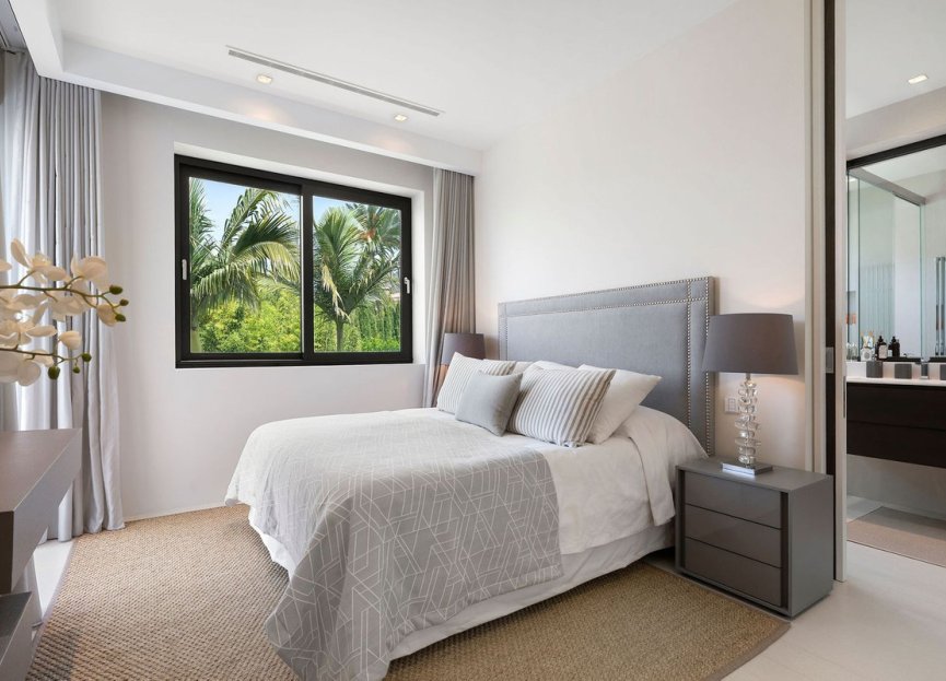 Resale - House - Detached Villa - Marbella - Nagüeles