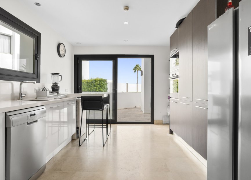 Reventa - House - Detached Villa - Benahavís - Benahavís Centro