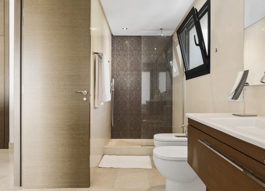 Reventa - House - Detached Villa - Benahavís - Benahavís Centro