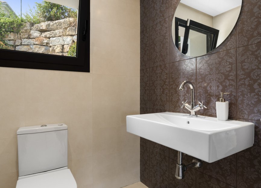 Reventa - House - Detached Villa - Benahavís - Benahavís Centro