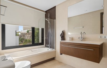 Reventa - House - Detached Villa - Benahavís - Benahavís Centro