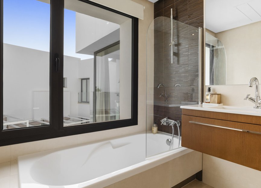 Reventa - House - Detached Villa - Benahavís - Benahavís Centro