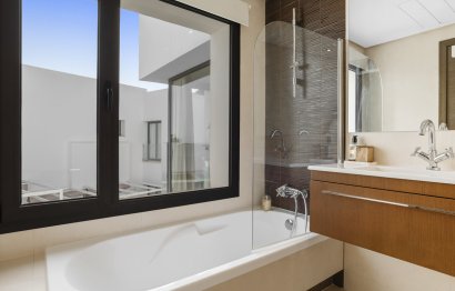 Reventa - House - Detached Villa - Benahavís - Benahavís Centro