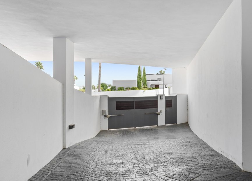 Reventa - House - Detached Villa - Benahavís - Benahavís Centro