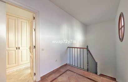 Resale - House - Semi-Detached House - Benahavís - Benahavís Centro