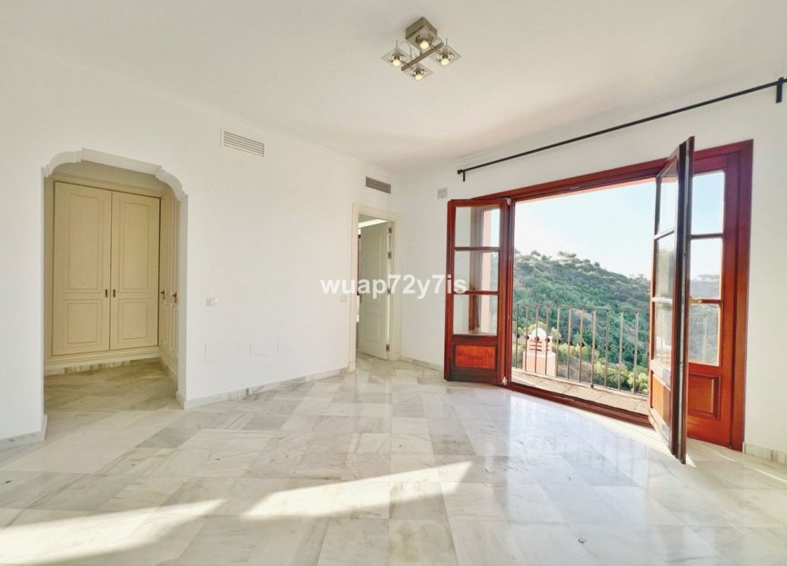 Resale - House - Semi-Detached House - Benahavís - Benahavís Centro