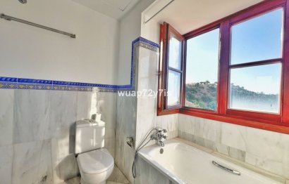 Resale - House - Semi-Detached House - Benahavís - Benahavís Centro