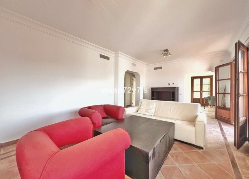 Resale - House - Semi-Detached House - Benahavís - Benahavís Centro