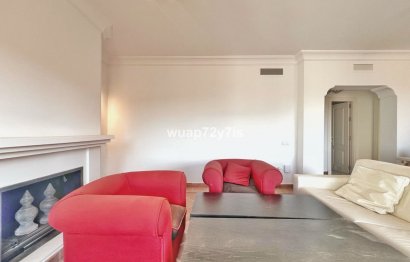 Resale - House - Semi-Detached House - Benahavís - Benahavís Centro