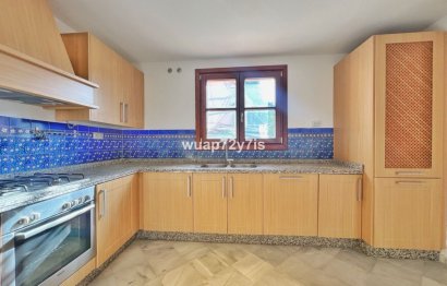 Resale - House - Semi-Detached House - Benahavís - Benahavís Centro