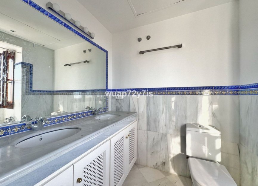 Resale - House - Semi-Detached House - Benahavís - Benahavís Centro