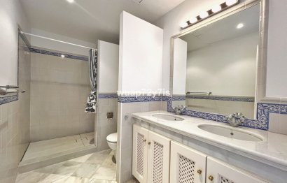 Resale - House - Semi-Detached House - Benahavís - Benahavís Centro