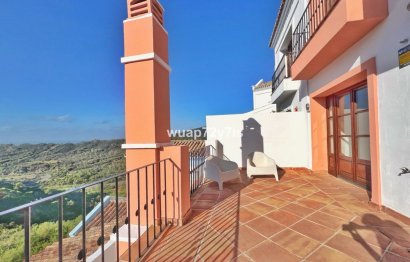 Resale - House - Semi-Detached House - Benahavís - Benahavís Centro