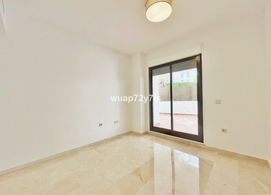 Reventa - Ground floor apartment - Estepona - Costalita