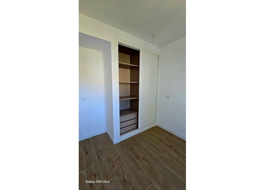 Reventa - Apartment - Middle Floor Apartment - Estepona - Estepona Centro