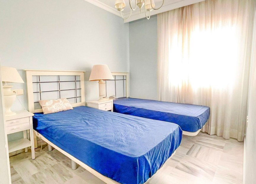 Resale - Apartment - Penthouse - Marbella - Puerto Banús