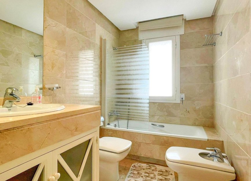 Resale - Apartment - Penthouse - Marbella - Puerto Banús